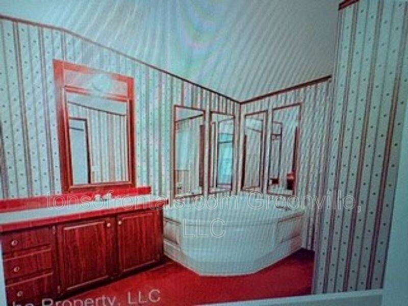255 Pine Dr - Photo 6 of 9
