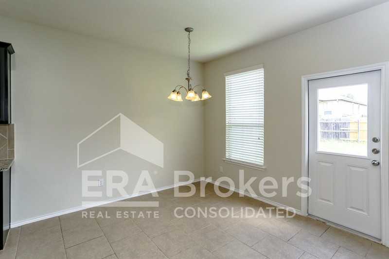 8918 Night View Dr - Photo 5 of 24