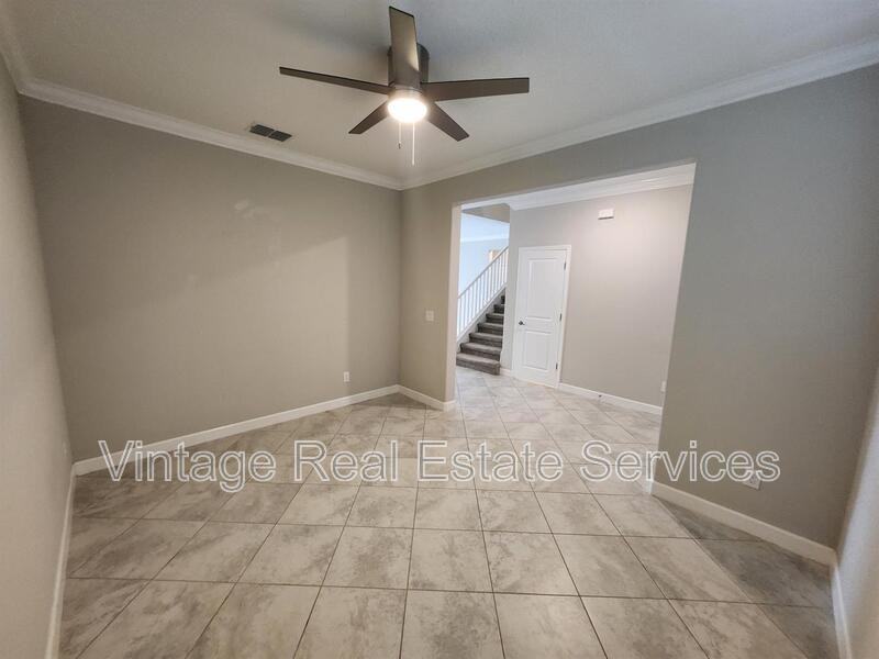 25188 Lambrusco Loop - Photo 7 of 48