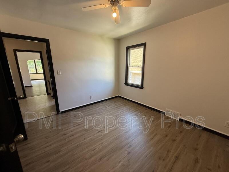 3630 W Nash St - Photo 4 of 21