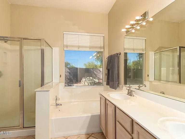 4532 East Rowel Road - Photo 3 of 17