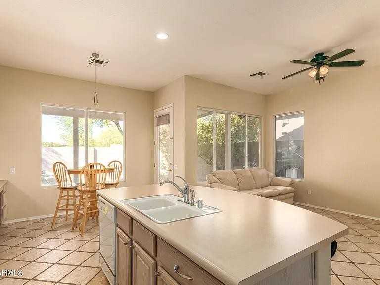 4532 East Rowel Road - Photo 6 of 17