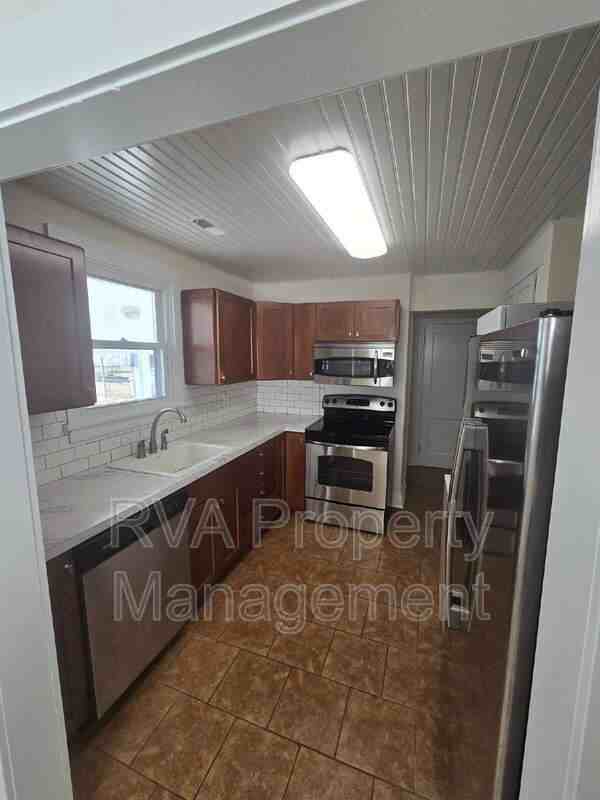 29 Wootton Rd - Photo 3 of 7