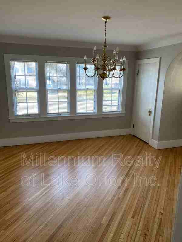 74 E Iroquois Rd - Photo 3 of 21