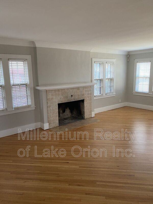 74 E Iroquois Rd - Photo 5 of 21