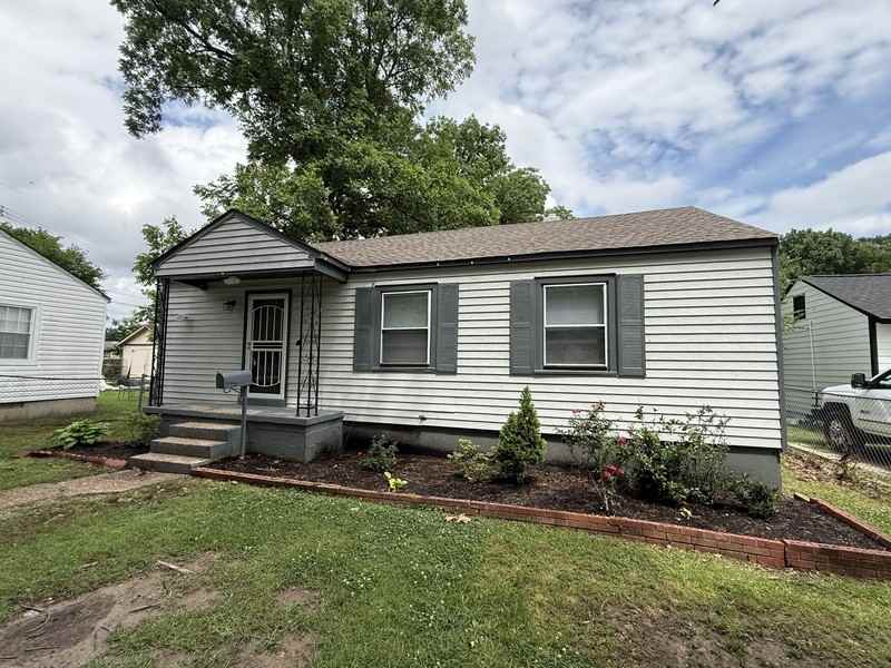1464 Weymouth St - Photo 4 of 31