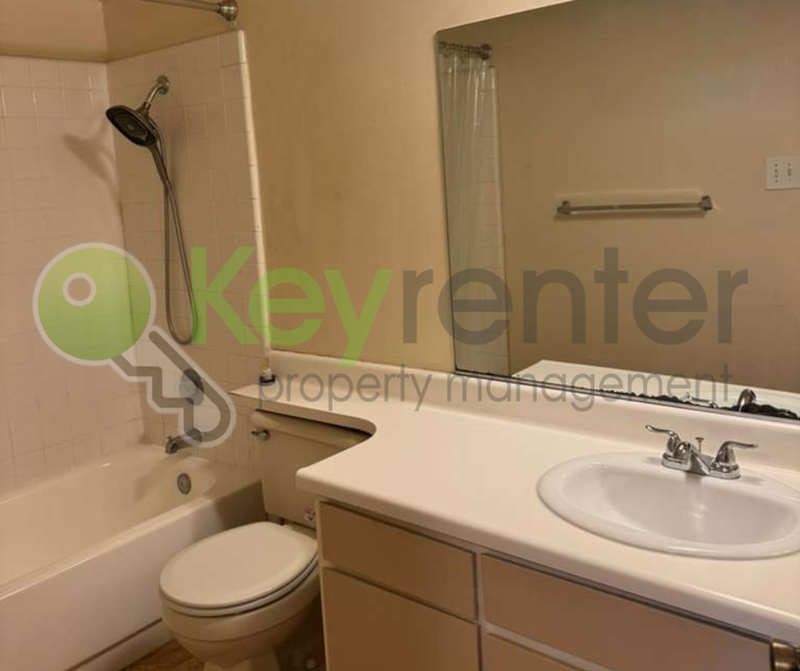2515 H St #5 - Photo 6 of 21