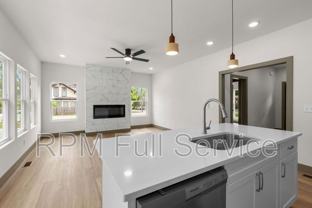 2400A Buchanan St - Photo 1 of 1