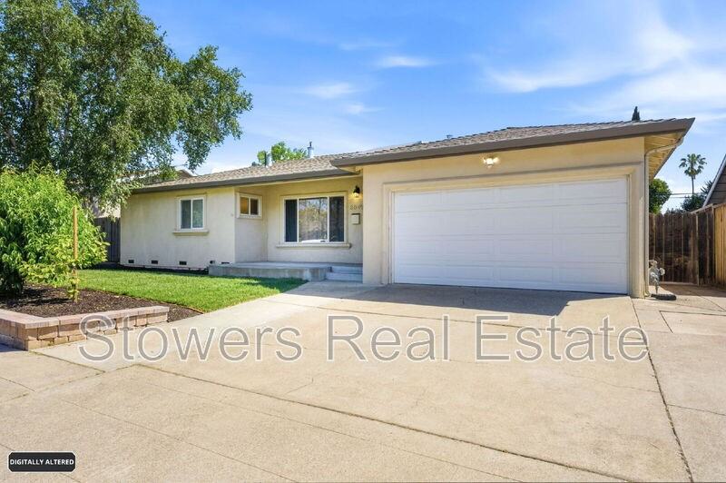 8049 Elgin Ln - Photo 4 of 45