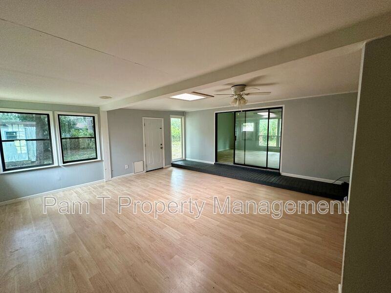 3712 Oakland Ct - Photo 4 of 19