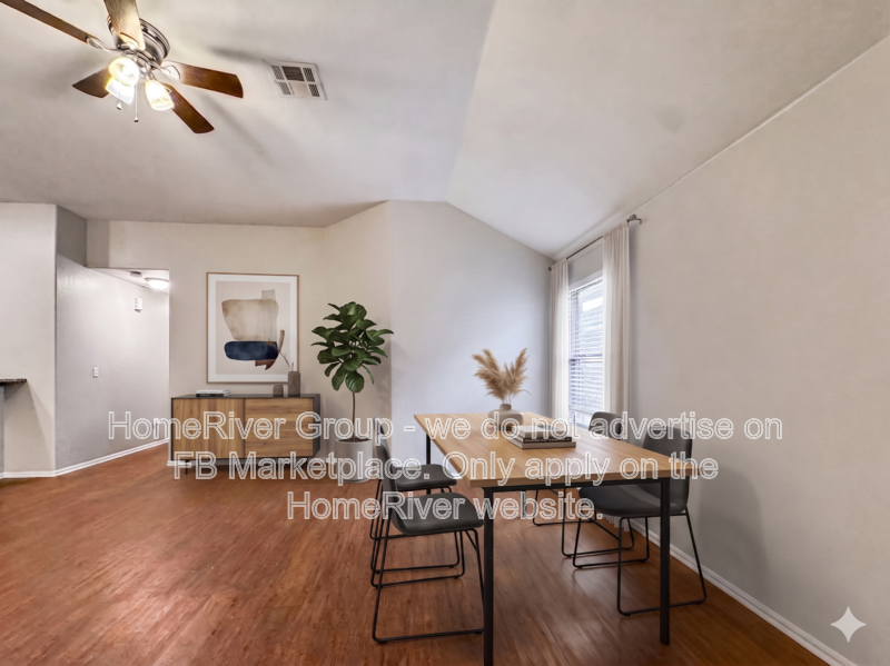 1729 Everglade Ct - Photo 3 of 31