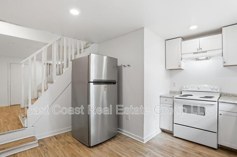 316 N High St - Photo 6 of 32
