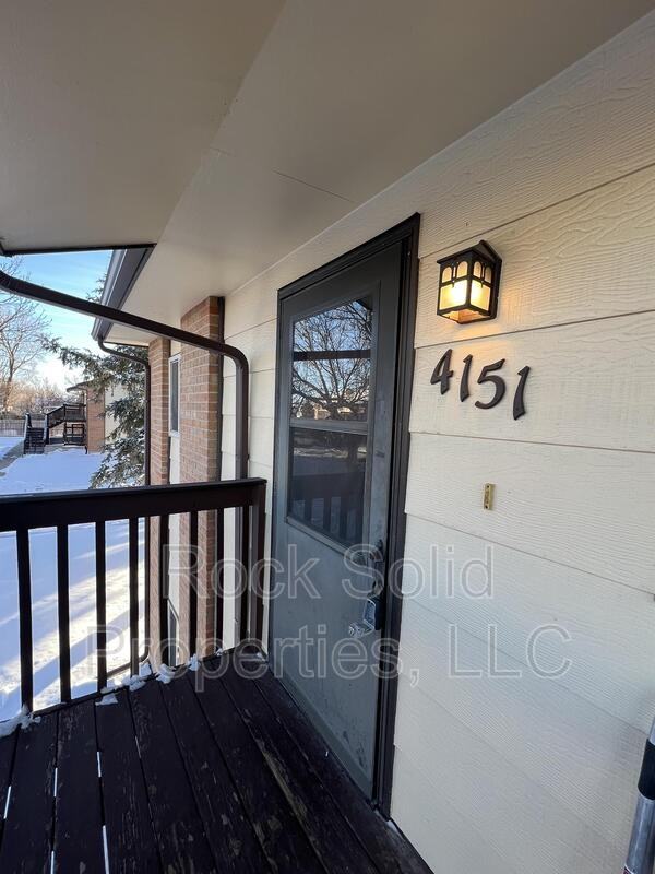 4149 Van Buren Ave - Photo 3 of 25