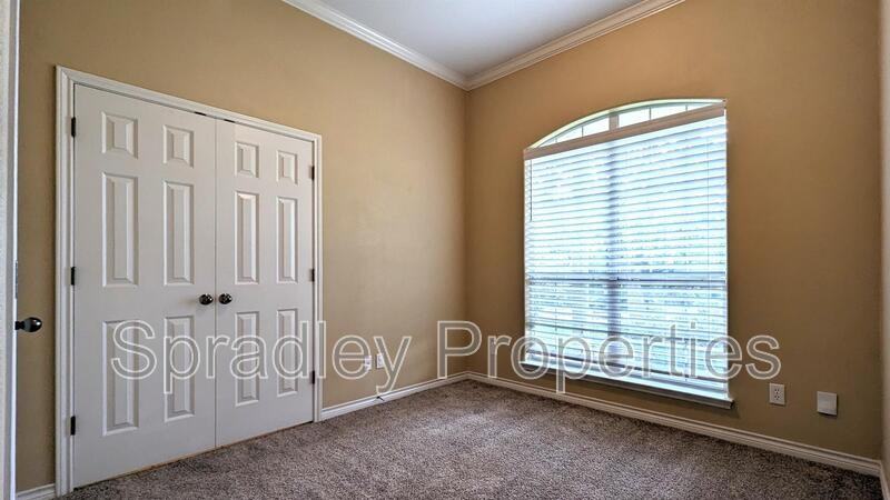 2601 Amber Forest Trl - Photo 3 of 10