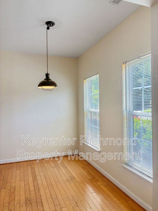 5904 Chapel Lawn Ter - Photo 2 of 22
