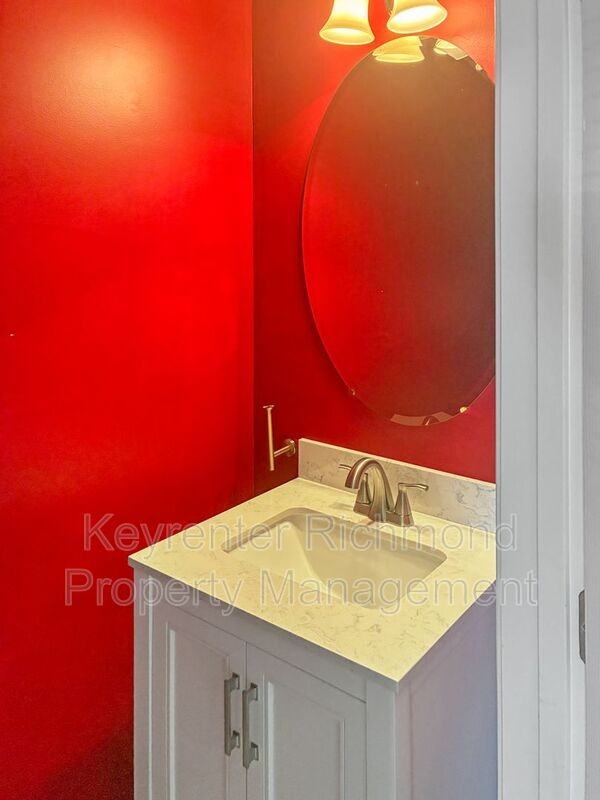 5904 Chapel Lawn Ter - Photo 7 of 22