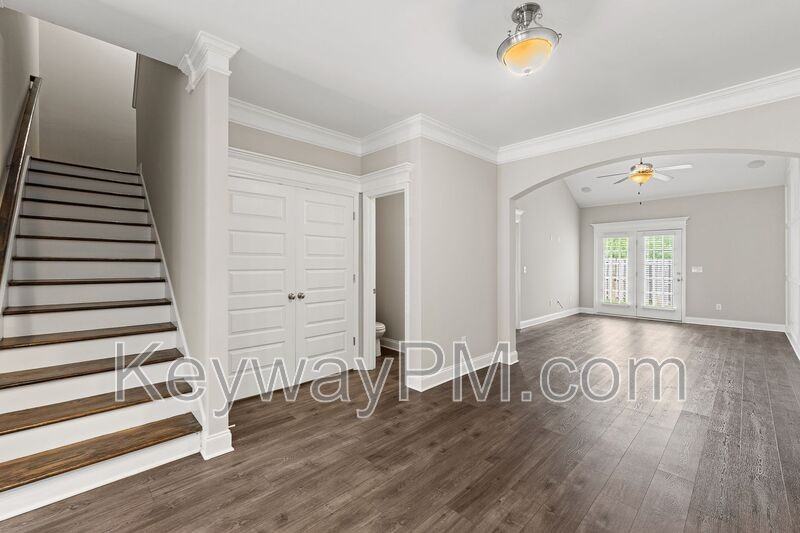 123 Canton Park Ave - Photo 6 of 23