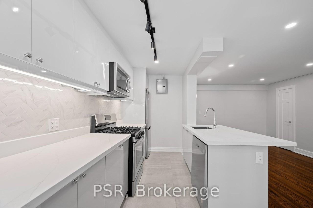 8 Saint Thomas Street #24 - Photo 3 of 9