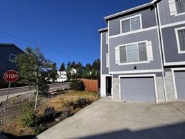 featured image of 10001 Kings Landing Ave Nw