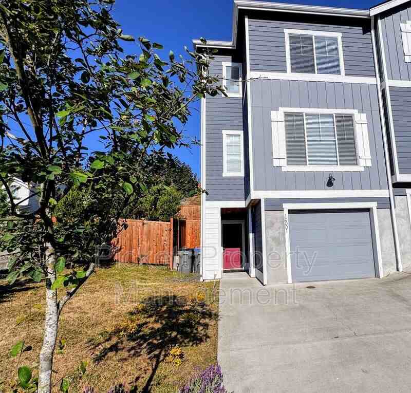 10001 Kings Landing Ave Nw - Photo 2 of 19
