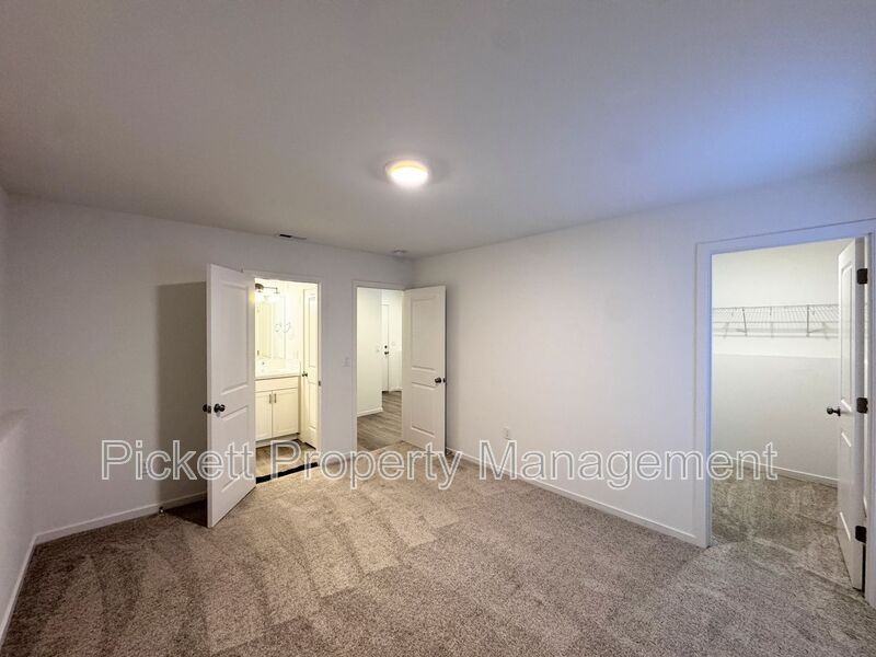 10001 Kings Landing Ave Nw - Photo 4 of 19