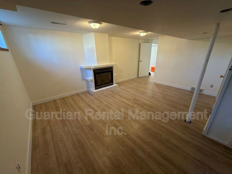 10 Elm St #2 - Photo 3 of 7
