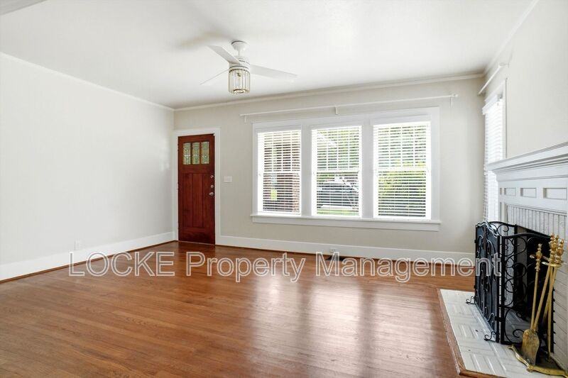 2615 Cockrell Ave - Photo 5 of 16
