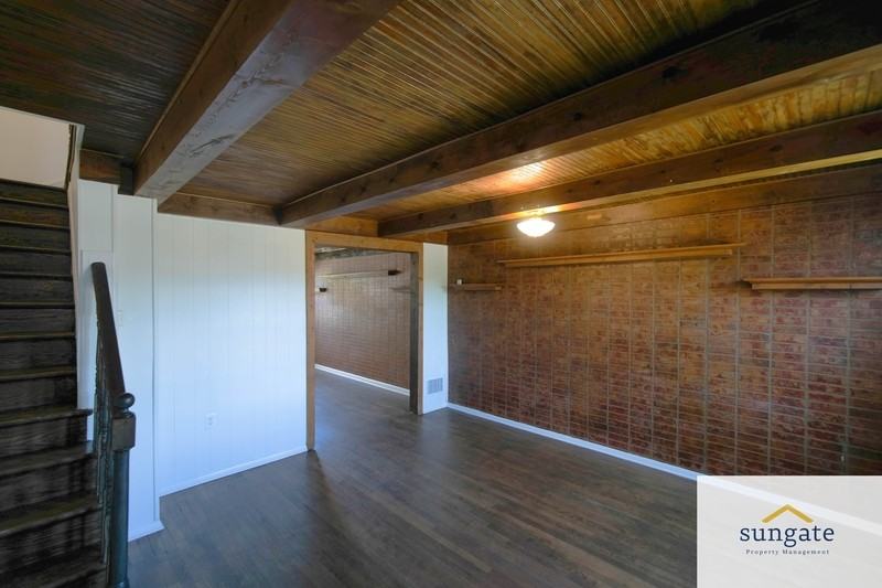 217 W Edgevale Rd - Photo 2 of 45