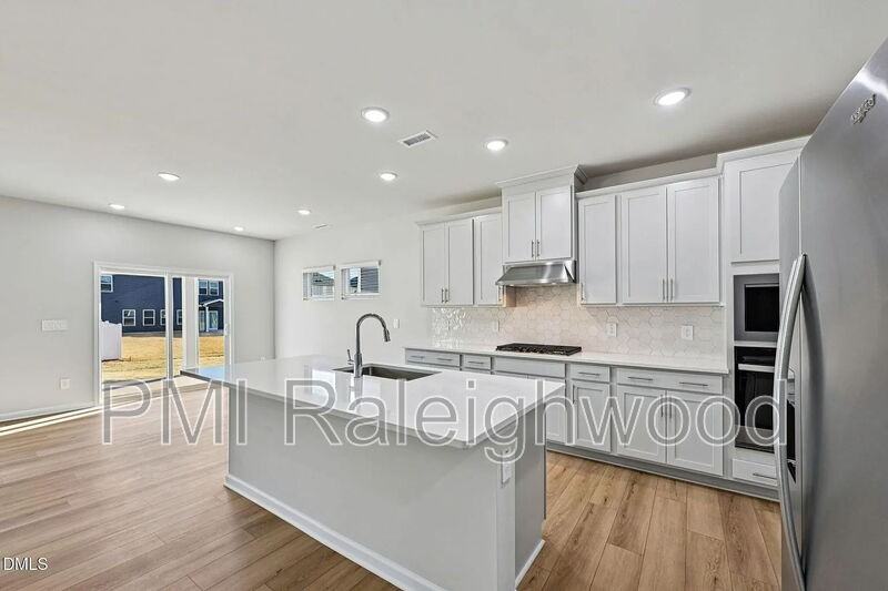 528 Bridger Dr - Photo 6 of 41