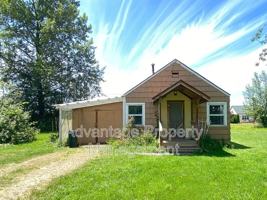 featured image of 1415 W 4th St