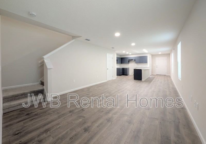 8623 Dandy Ave - Photo 4 of 19