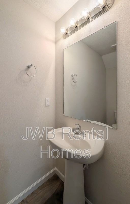 8623 Dandy Ave - Photo 7 of 19