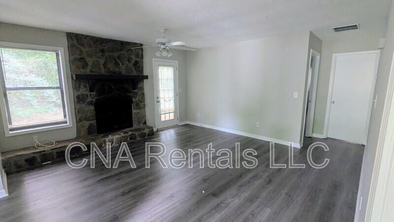 1459 N Diane Ct Se #A - Photo 2 of 9