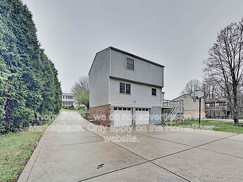 109 Fairview Dr - Photo 4 of 20