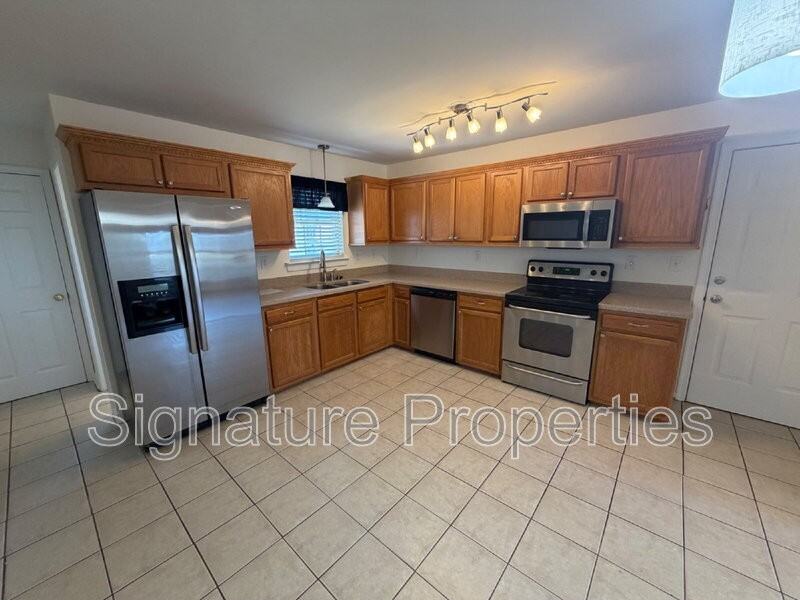 1609 Cadmus Ct - Photo 6 of 32