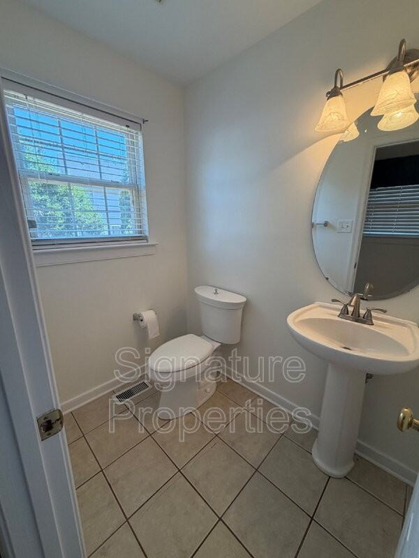 1609 Cadmus Ct - Photo 7 of 32
