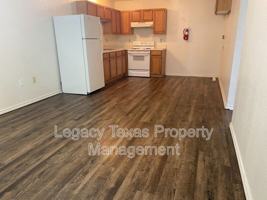 featured image of 1108 Williams Ave #H