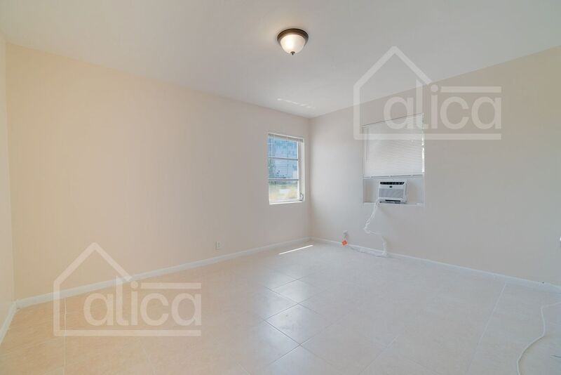 803 Henrietta Ave #2 - Photo 4 of 13