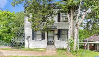 featured image of 3944 40th St N #B