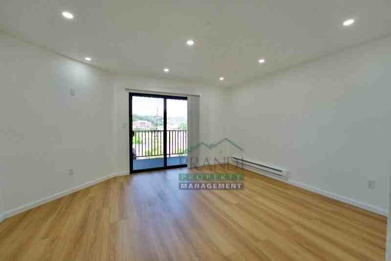 100 Marin Center Dr #64 - Photo 4 of 17