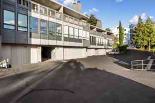 181 Professional Center Pkwy - Photo 1 of 1