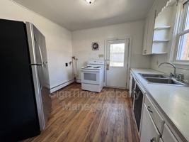 featured image of 821 Washington Ave #1W