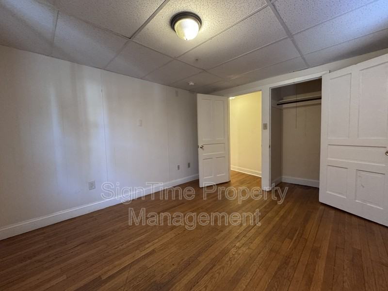 821 Washington Ave #1W - Photo 3 of 16
