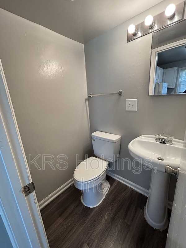 2822 Goolsby Ave - Photo 5 of 10
