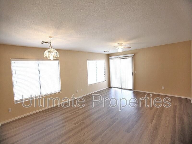 12706 W Ash St - Photo 5 of 17