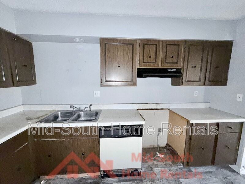 4016 Socorro Dr - Photo 6 of 23
