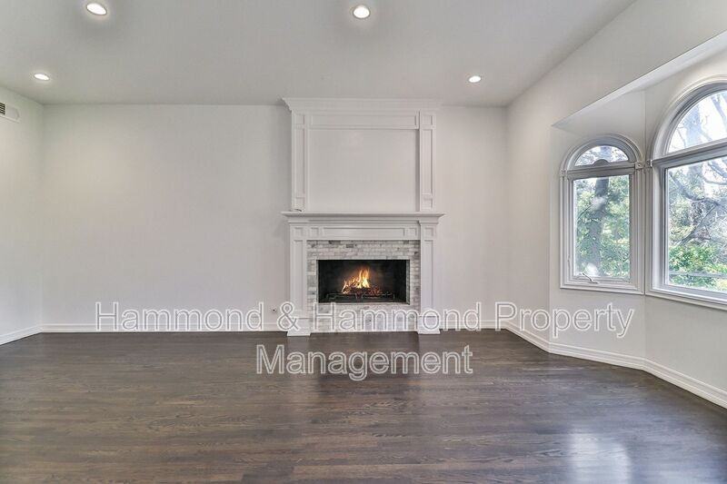 3373 Coy Dr - Photo 6 of 46