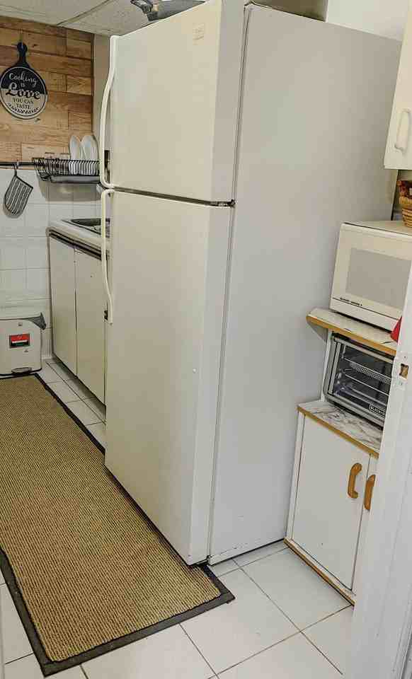 700 Brock Ave - Photo 5 of 14