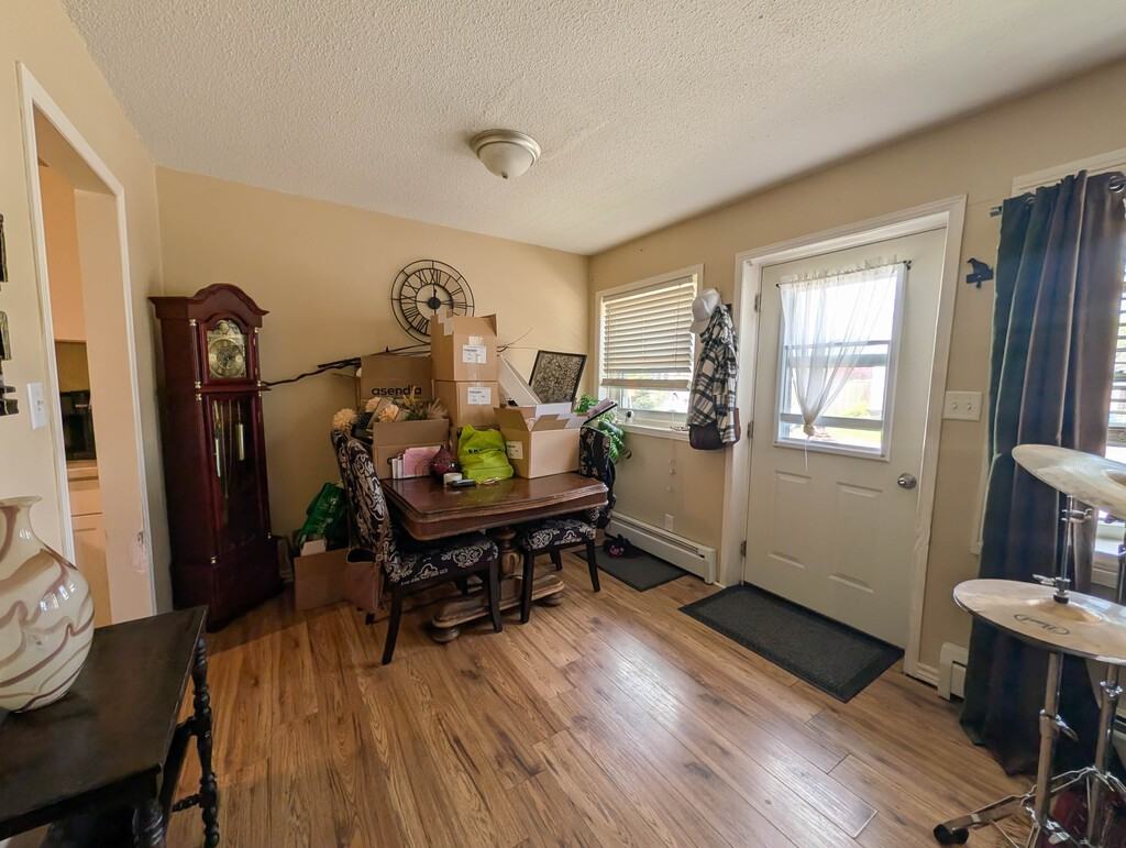 98 Wright St - Photo 5 of 16