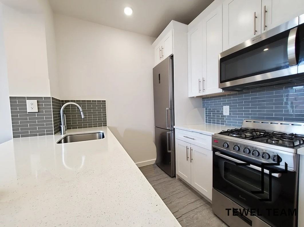 346 Lenox Avenue #4A - Photo 5 of 17